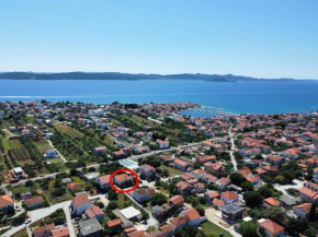 Apartments with a parking space Bibinje, Zadar - 23376